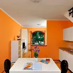 Santa Monica 4*