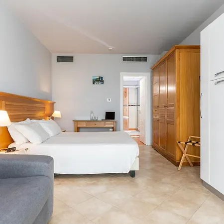 Santa Monica 4* Le Castella (Calabria)