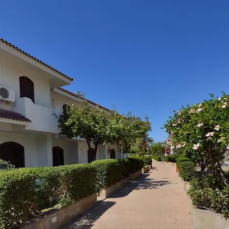 منتجع Santa Monica لا كاستيلا