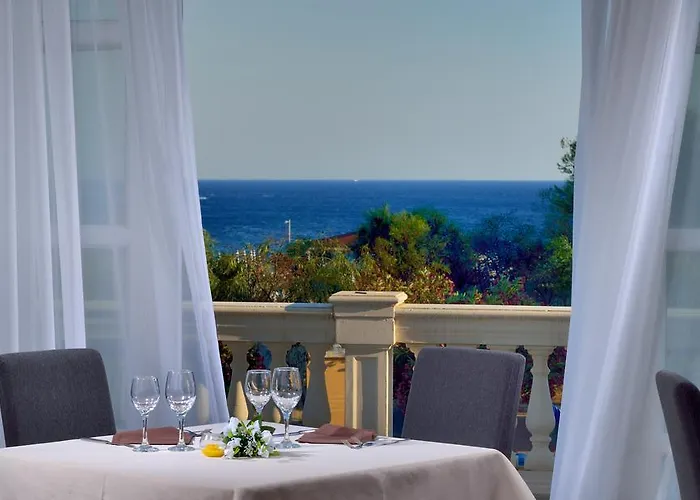 Üdülőközpont Santa Monica Le Castella