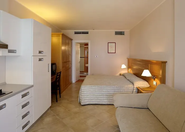 Santa Monica 4* Le Castella