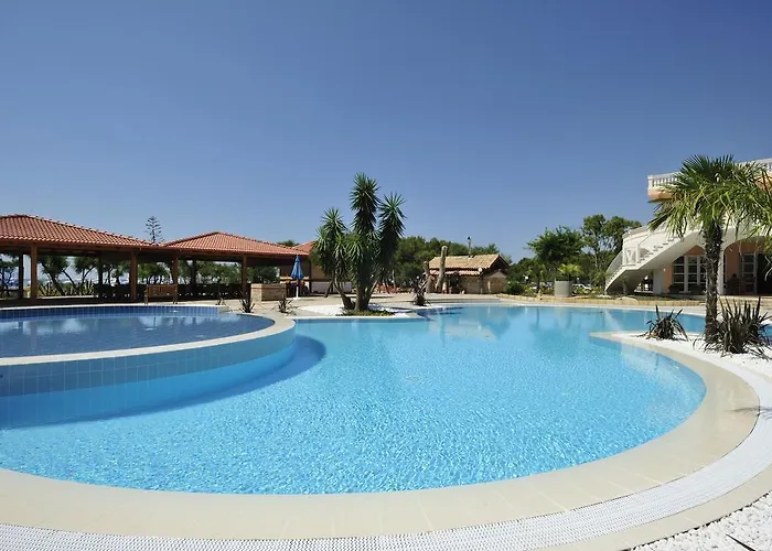 Santa Monica Üdülőközpont Le Castella