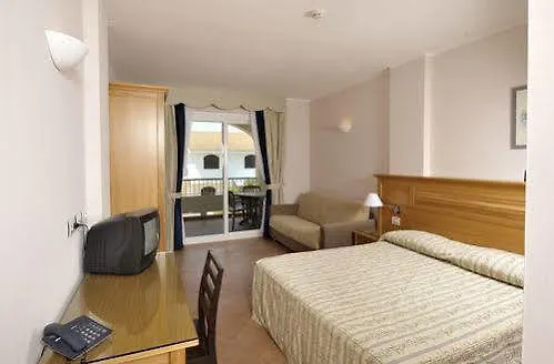 Santa Monica Üdülőközpont Le Castella